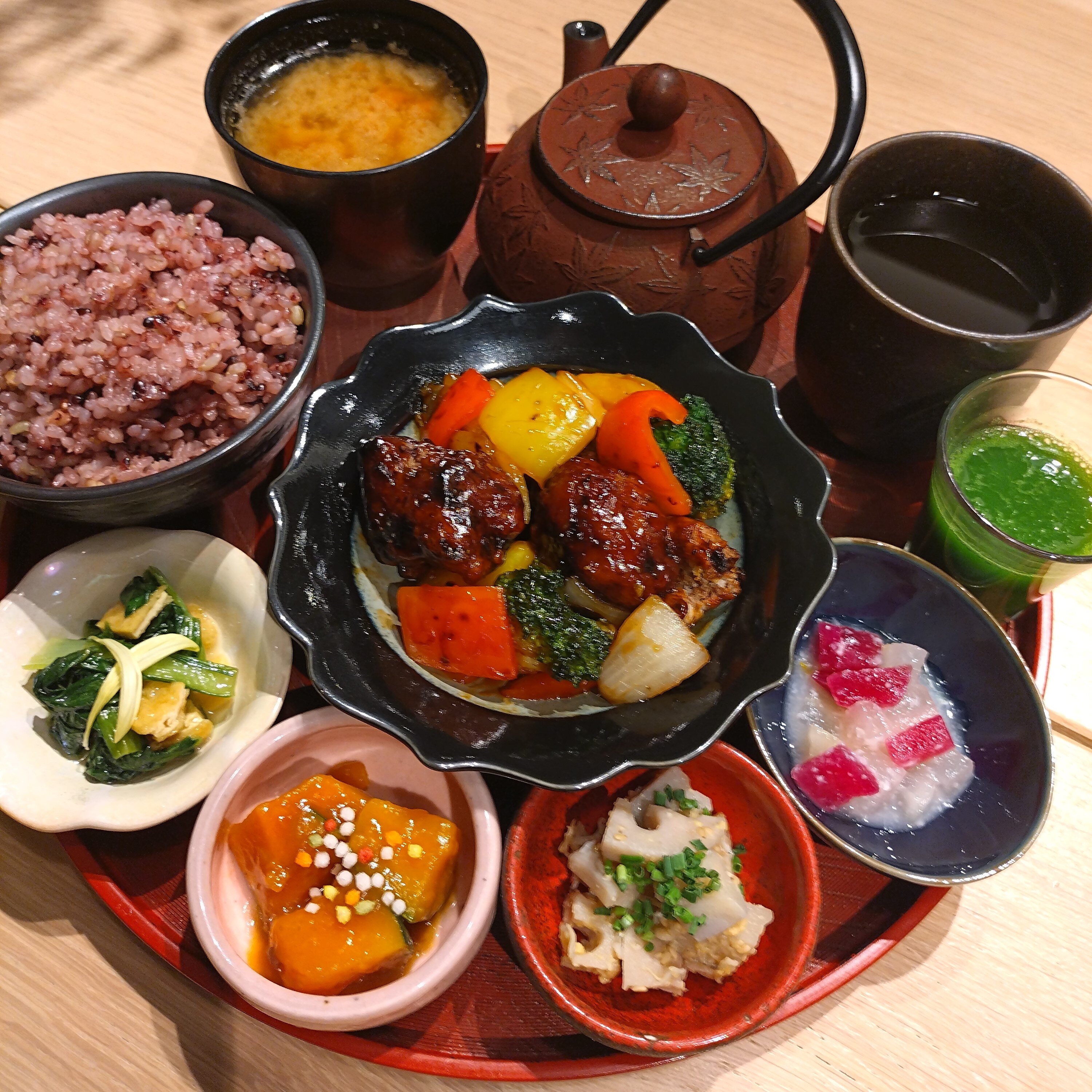 地下食堂mogura　週替わりお膳！